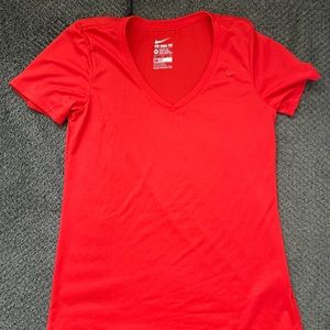 nike workout shirt